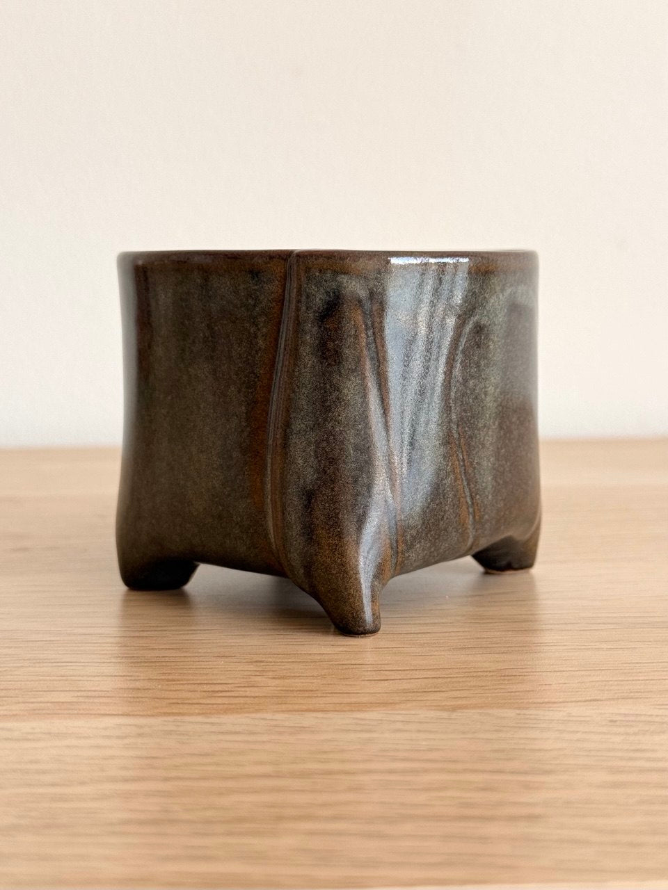 Metallic Wavy Yunomi Tea Cup with Handle| 7oz