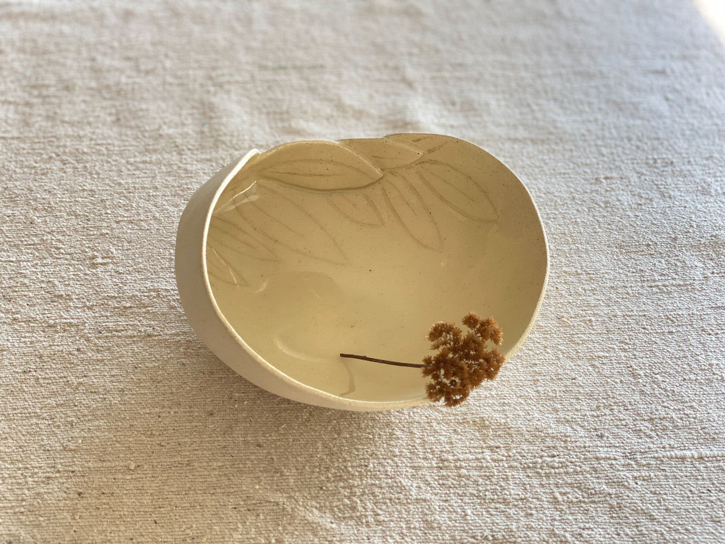 G-8 1/2" Floral Beige Bowl