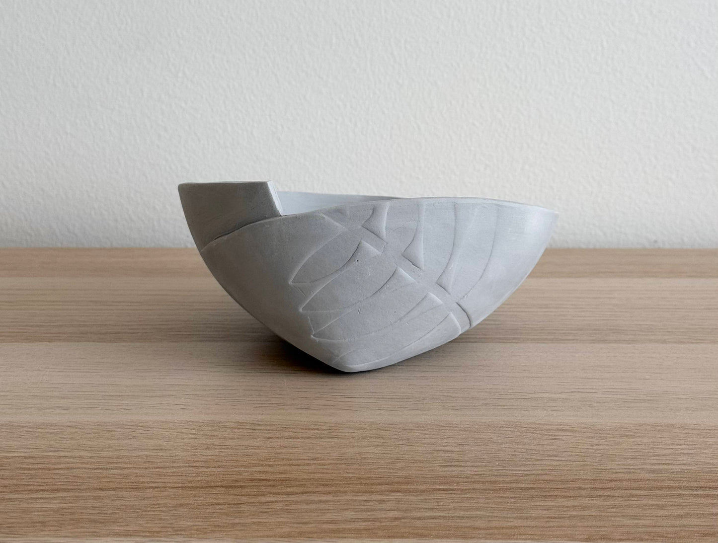 Ceramic Tutorial Video No. 12 - Step by Step Guide on How to Make a Cut & Fold Bowl