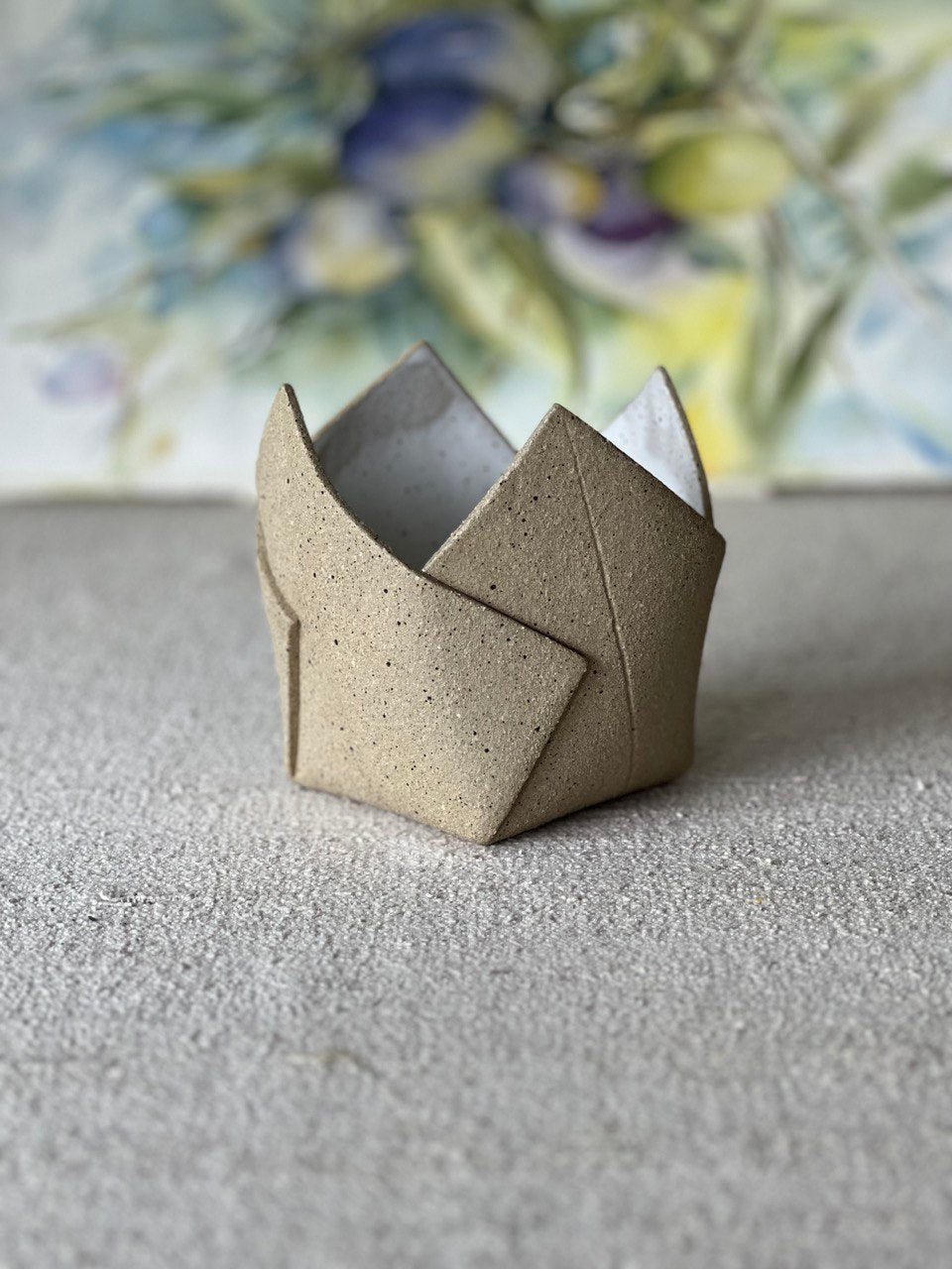 * Medium Beige Planter