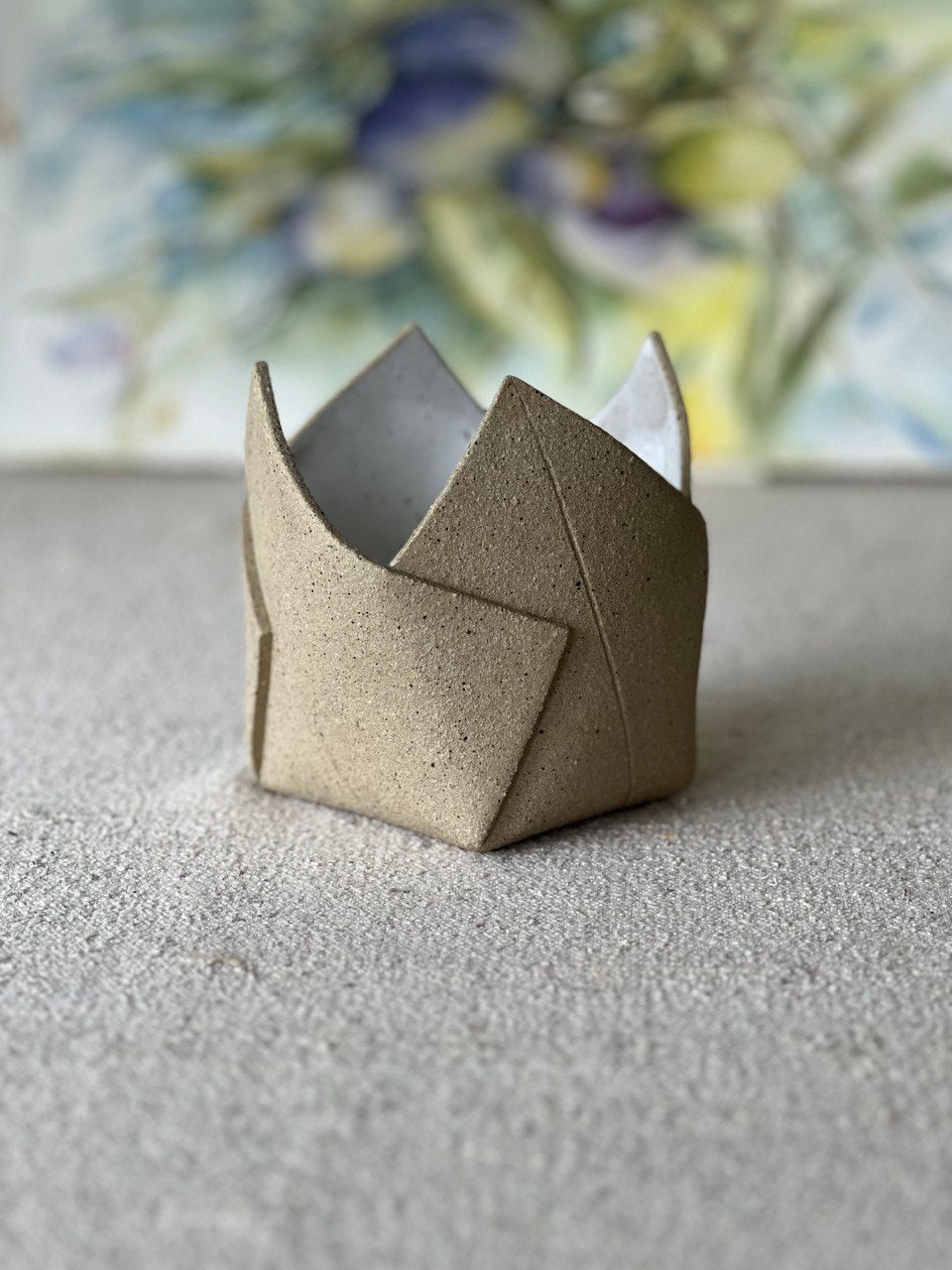 * Medium Beige Planter