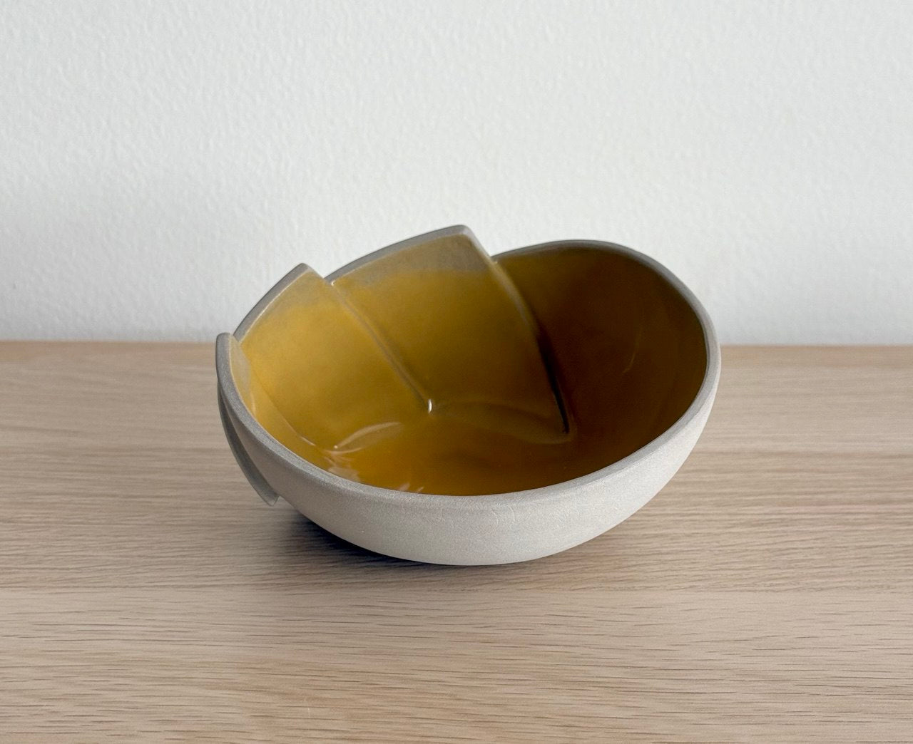 Ceramic Tutorial Video - Step by Step Guide on How to Make a Tri-Cut Bowl