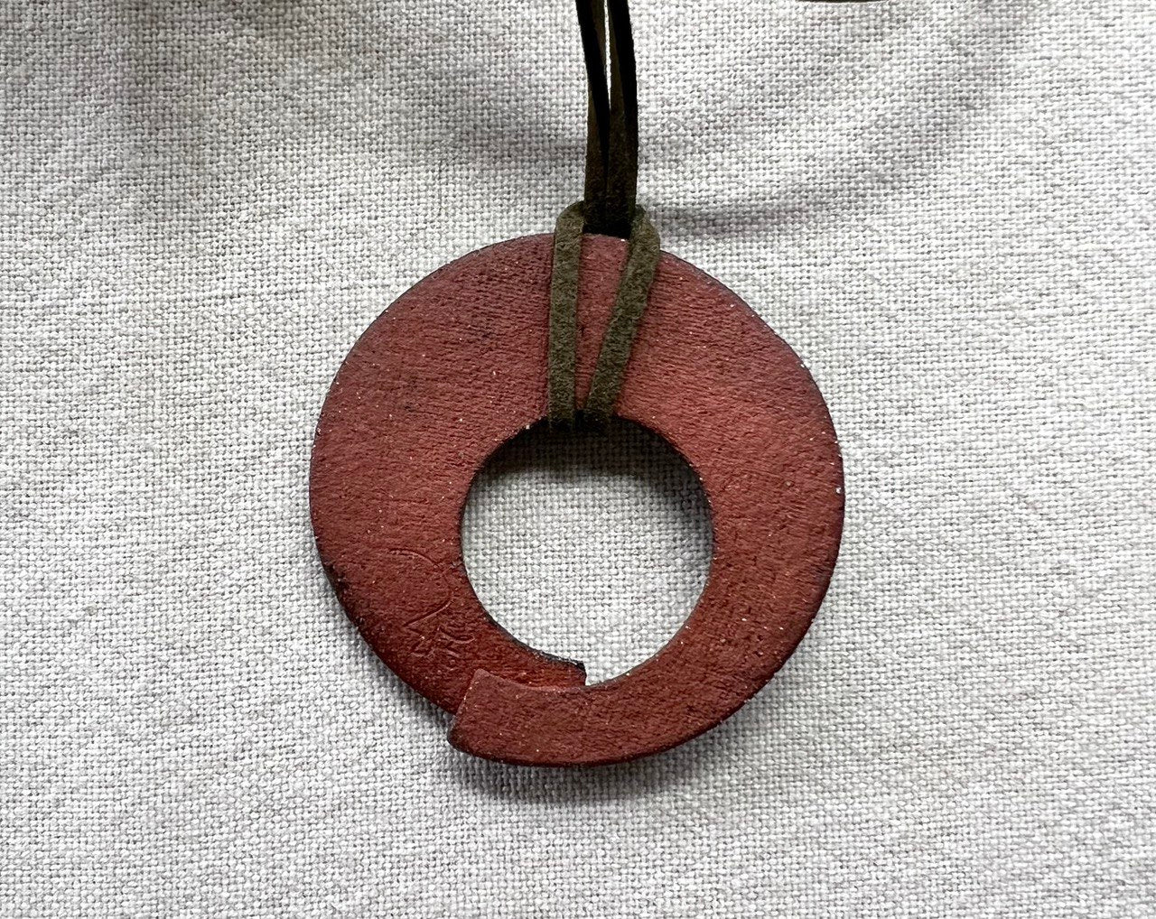 Metallic Loop Pendant