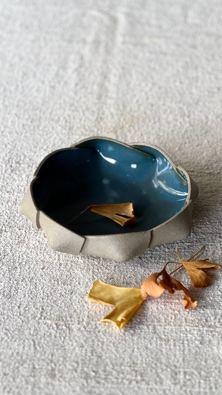 Ceramic Tutorial Video No. 10 - Step by Step Guide on How to Make an octagonal Dish
