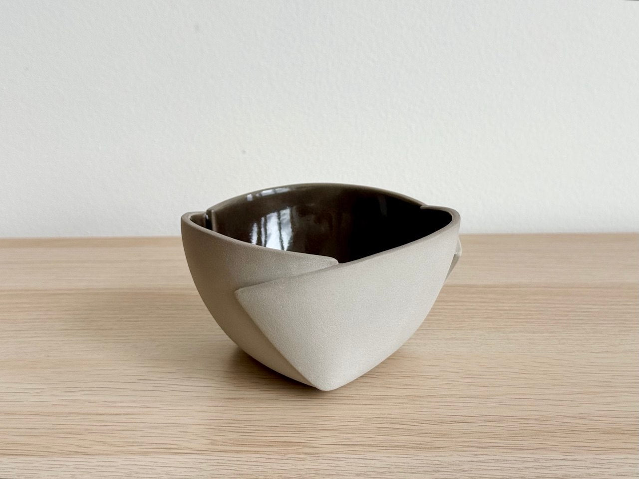 Ceramic Tutorial Video No: 17 - Step by Step Guide on How to Make a Tri-Cut Bowl