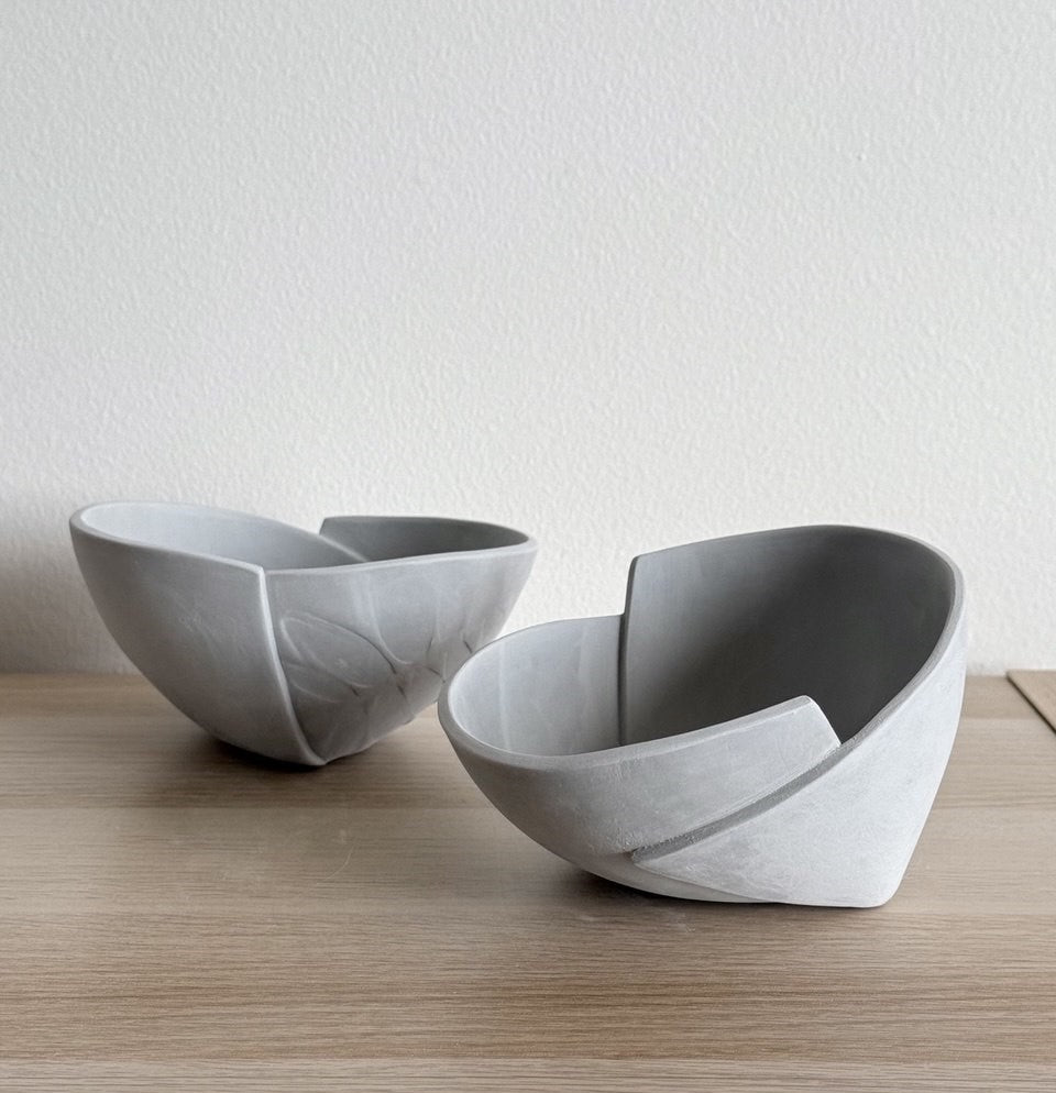 Ceramic Tutorial Video No. 15 - Step by Step Guide on How to Make a Cut & Fold Bowl (2 cuts)