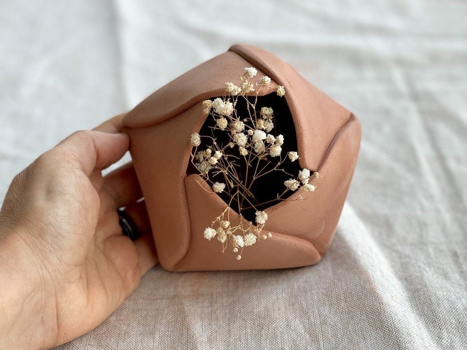Ceramic Tutorial Video No. 6 - Step by Step Guide on How to Make a Cut and Fold Bud Vase