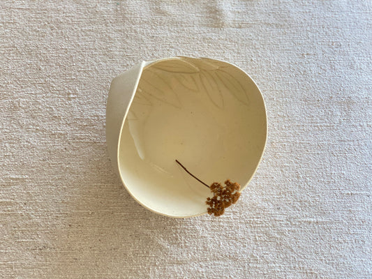 8 1/2" Floral Beige Bowl