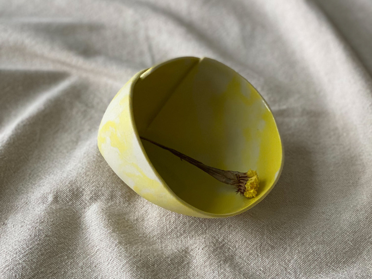 Set of 2 Yellow and White Nerikomi Porcelain Bowls