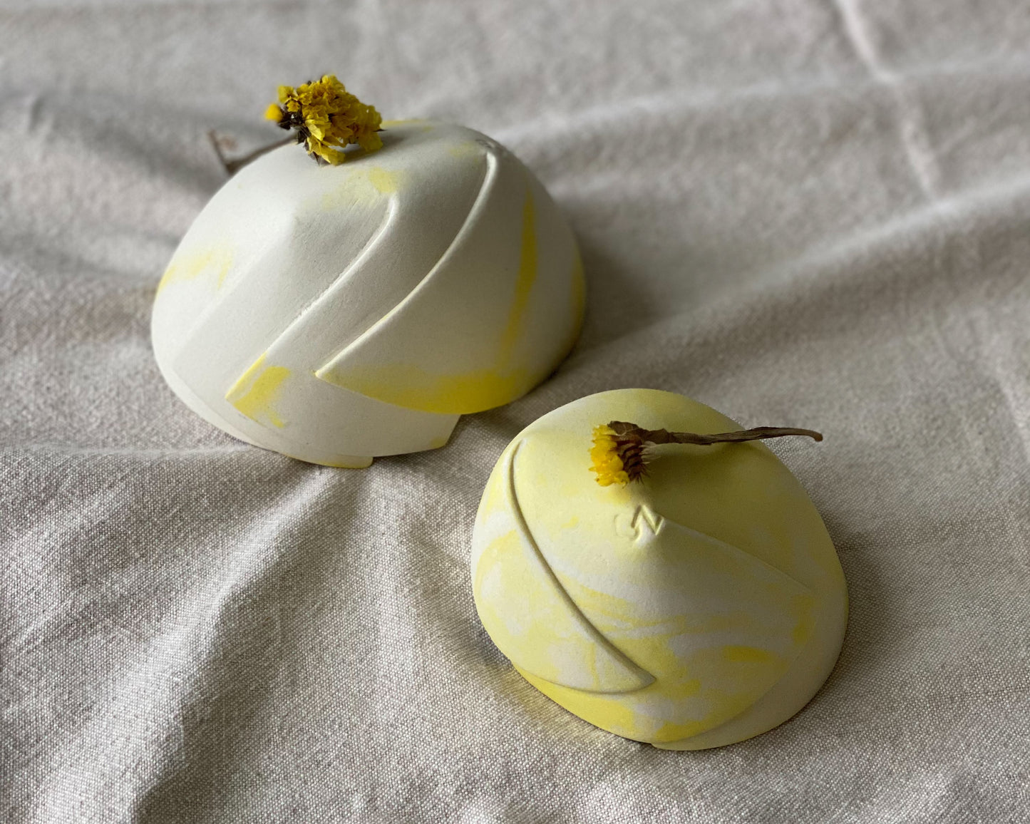 Set of 2 Yellow and White Nerikomi Porcelain Bowls