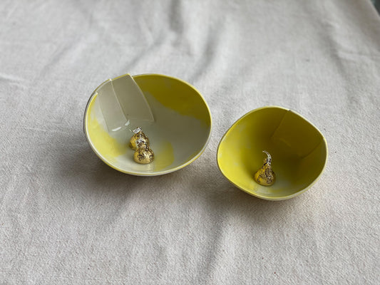 Set of 2 Yellow and White Nerikomi Porcelain Bowls