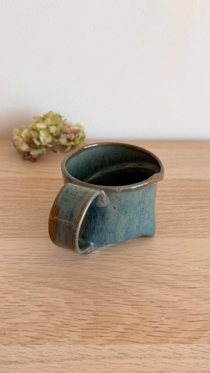 Turquoise Spiral Yunomi Tea Cup with Handle| 7oz