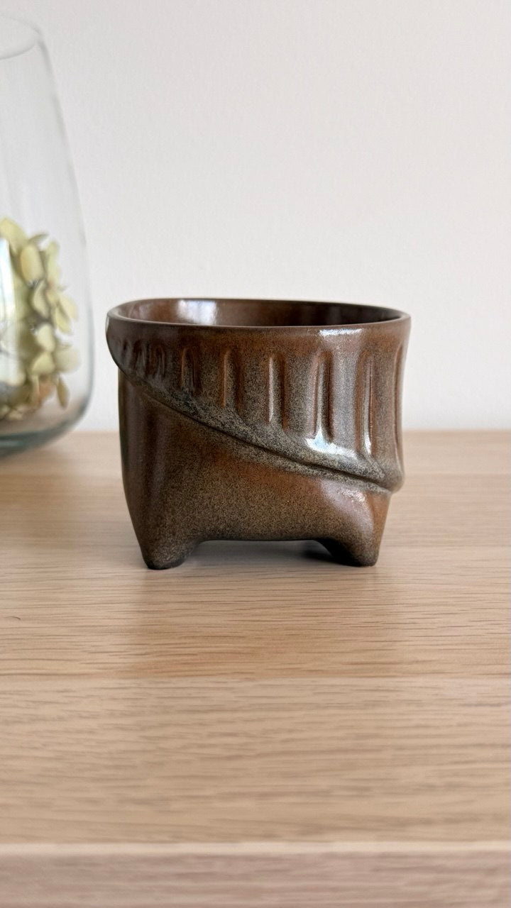 Metallic Flutted Spiral Yunomi Tea Cup | 6oz