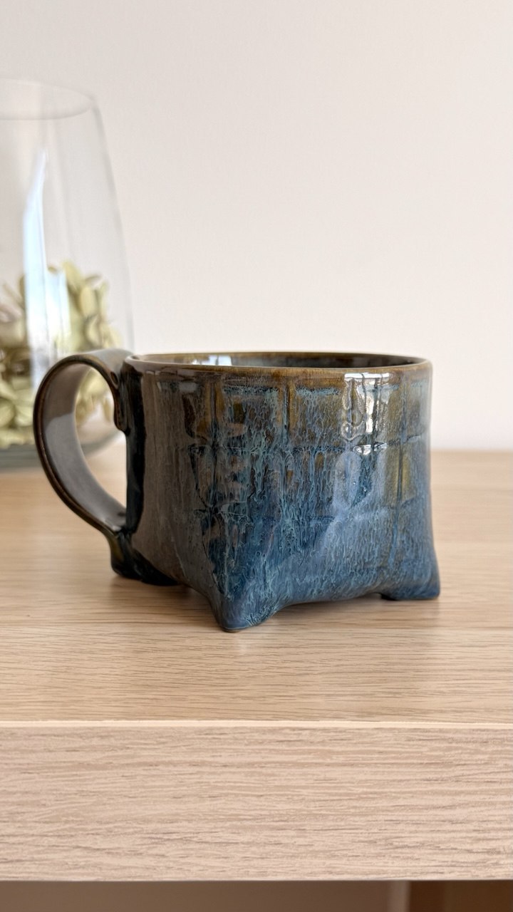 Ocean Blue Textured Yunomi Tea Cup with Handle| 7oz