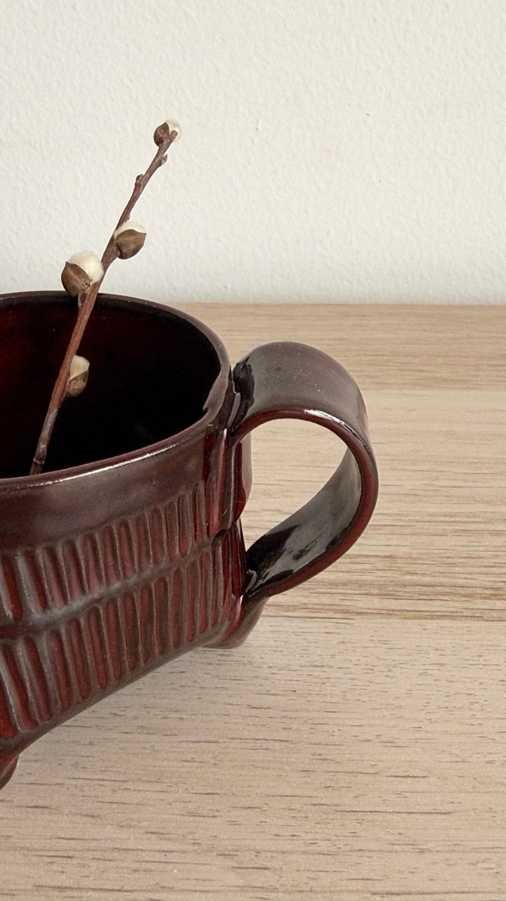 Crimson Flutted Yunomi Tea Cup with Handle | 6oz