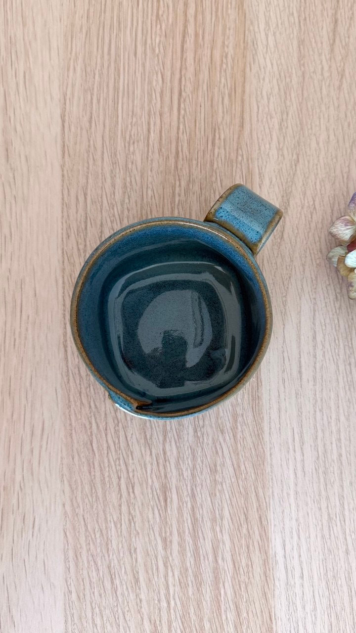 Turquoise Curvy Yunomi Tea Cup with Handle| 6oz