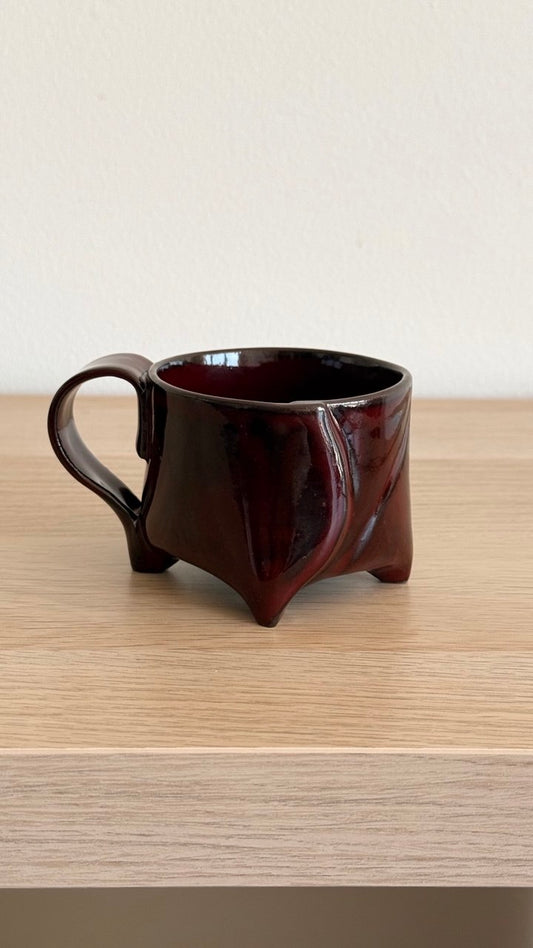 Deep Red Curvy Yunomi Tea Cup with Handle | 6oz