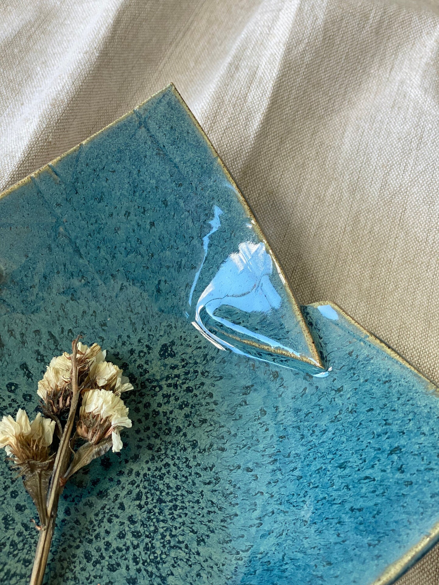 6" Turquoise Plate