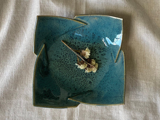 6" Turquoise Plate