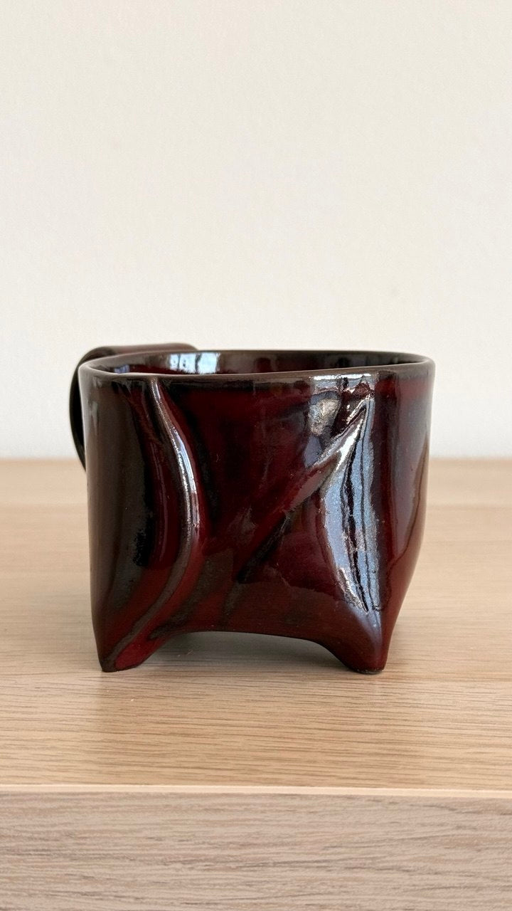 Deep Red Curvy Yunomi Tea Cup with Handle | 6oz