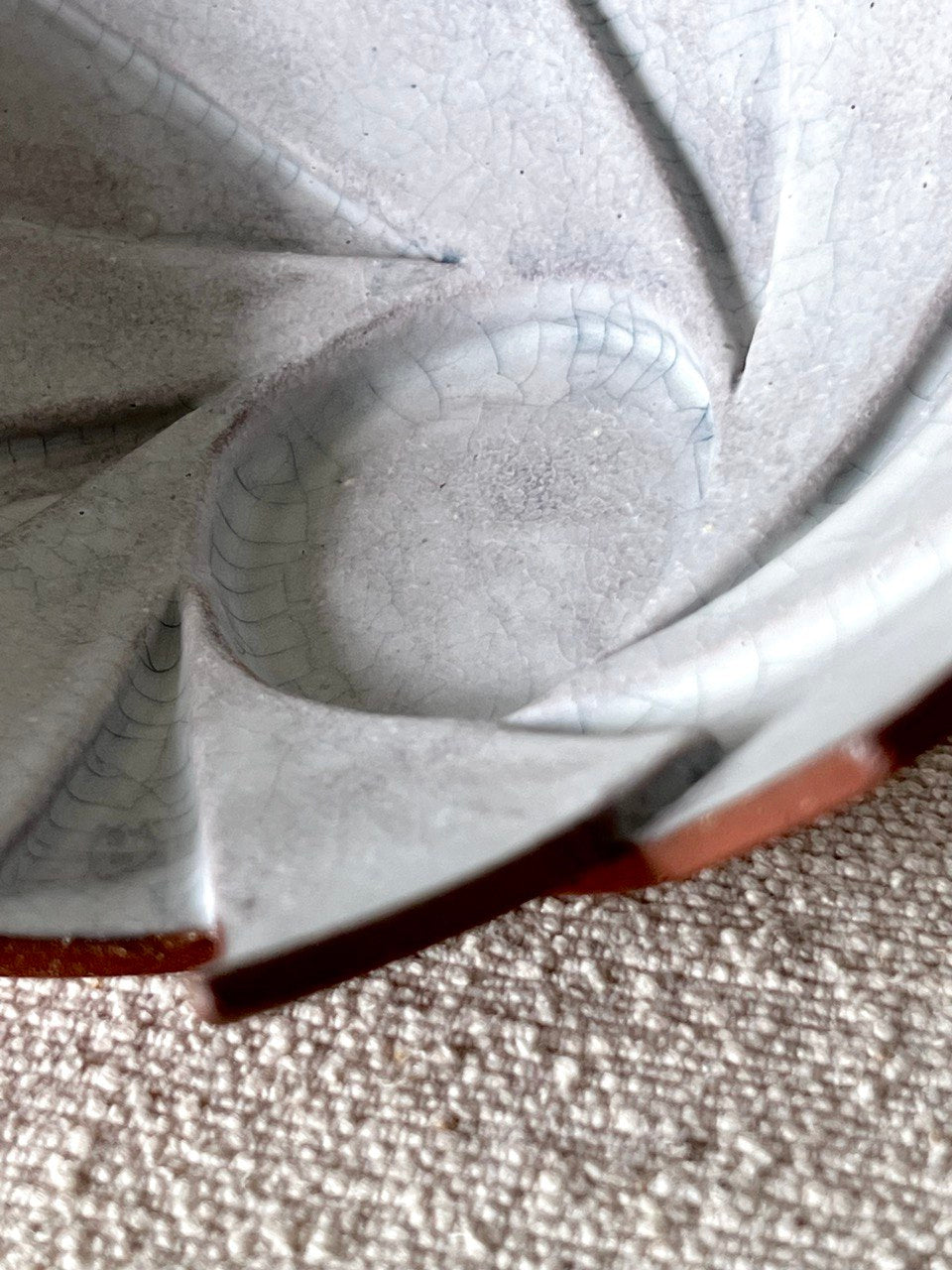 7" Geometric Red Crackle Bowl