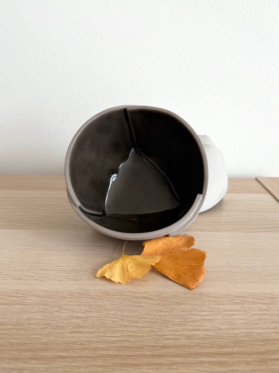 5 1/2" Smoke Glaze 3 Cut Bowl