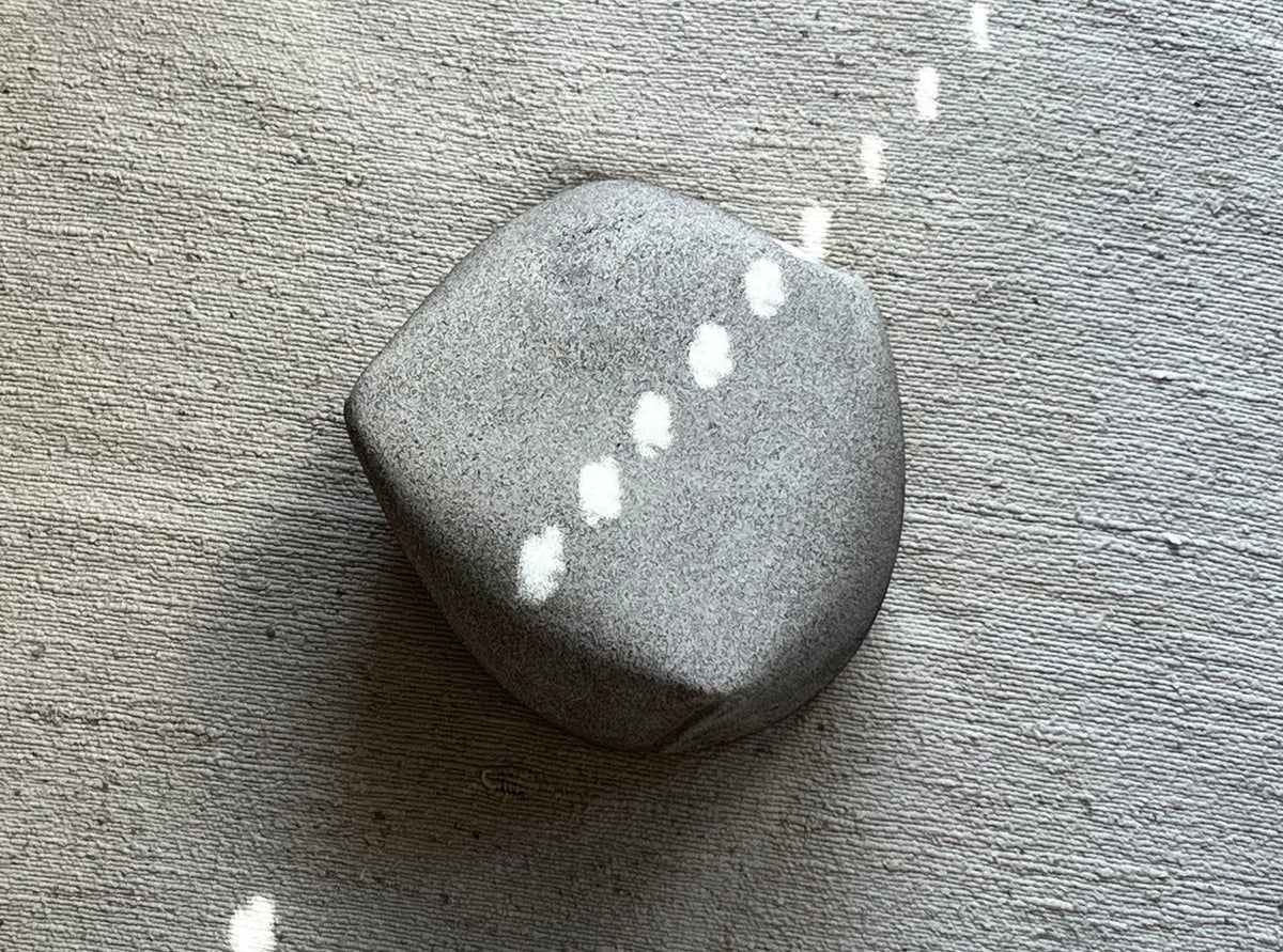7" Grey Vessel