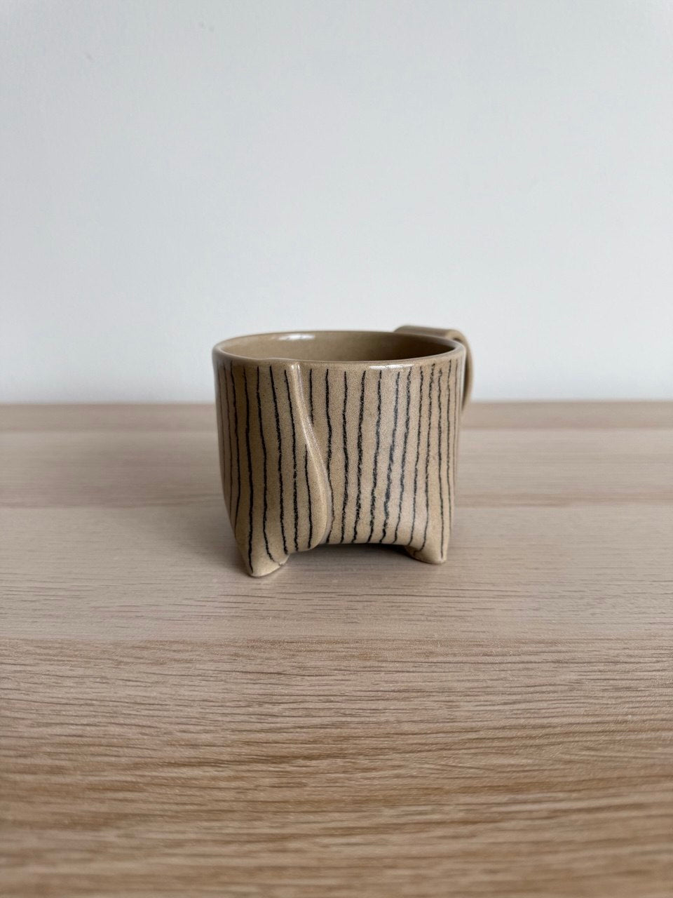 Mug with Vertical Striped & Handle| 8oz