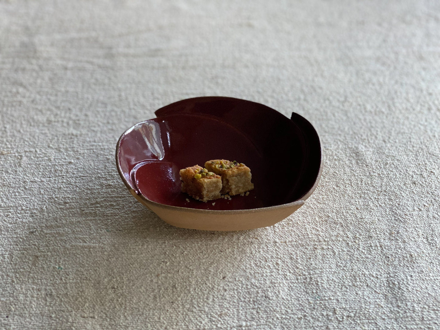 6" Round Burgundy Bowl