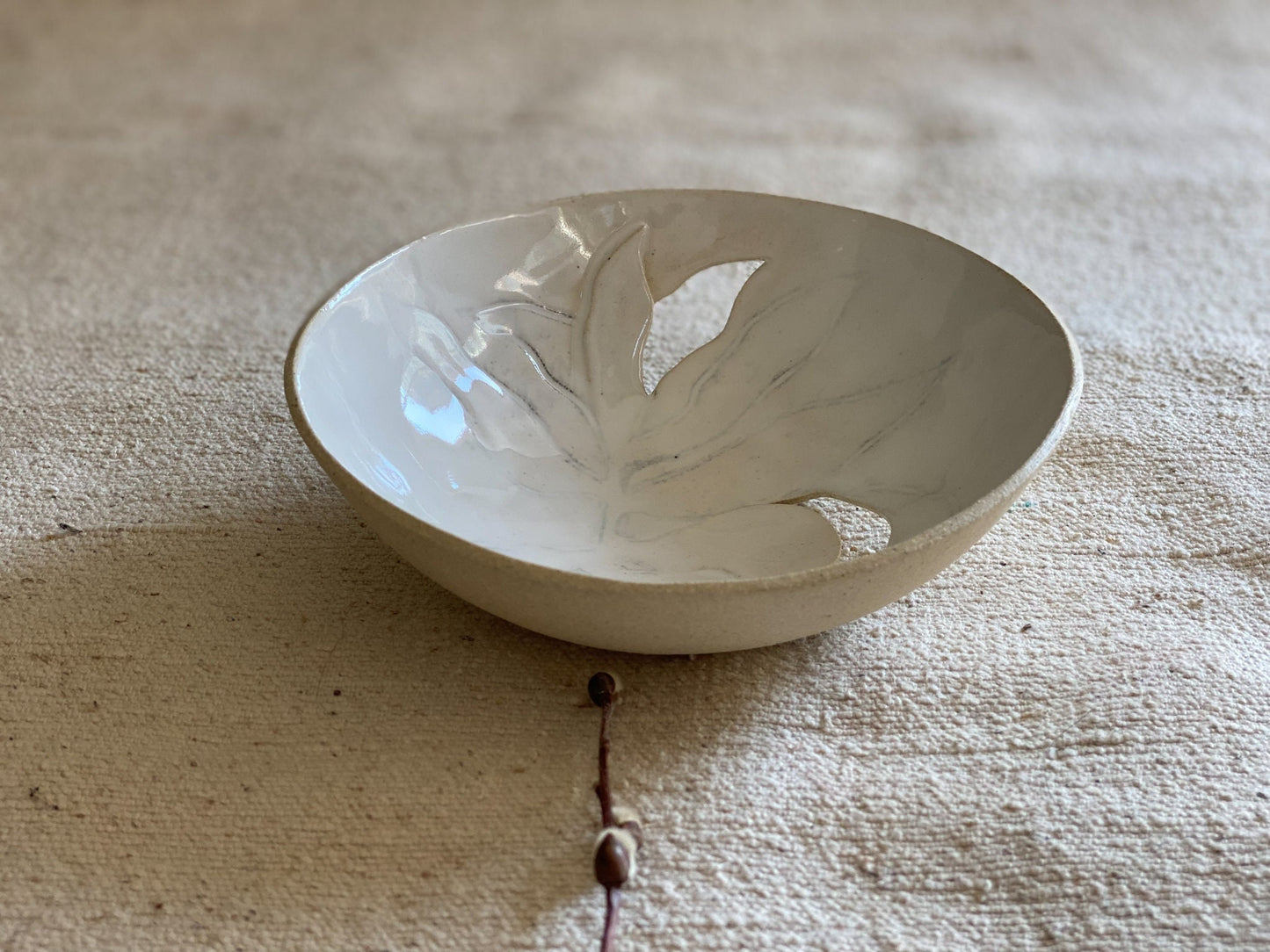 White leaf Design Decorative Bowl