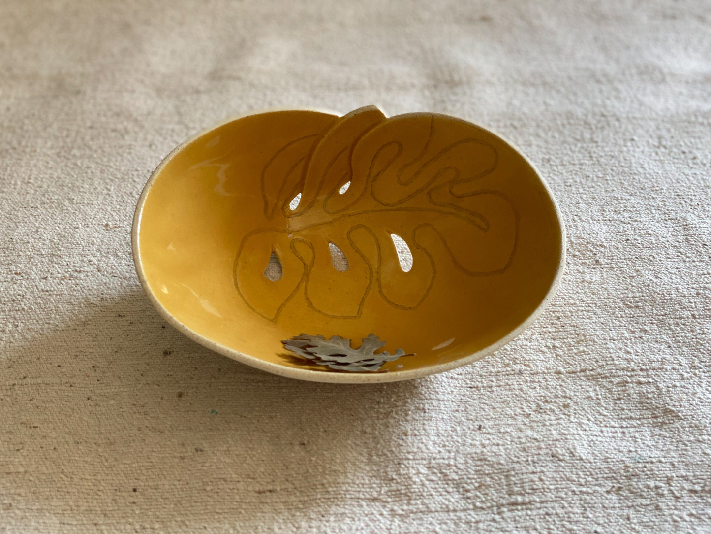 Yellow Leaf Design Ceramic Bowl