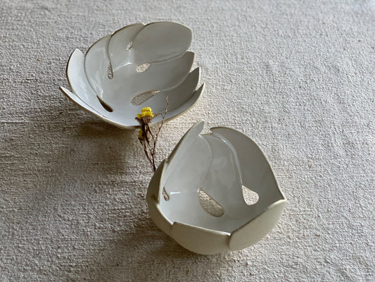 Set of 2 Monstera Leaf Decorative Bowls