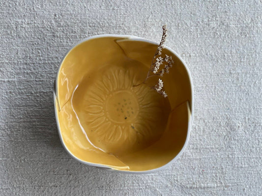 7" Yellow Sunflower Porcelain Bowl